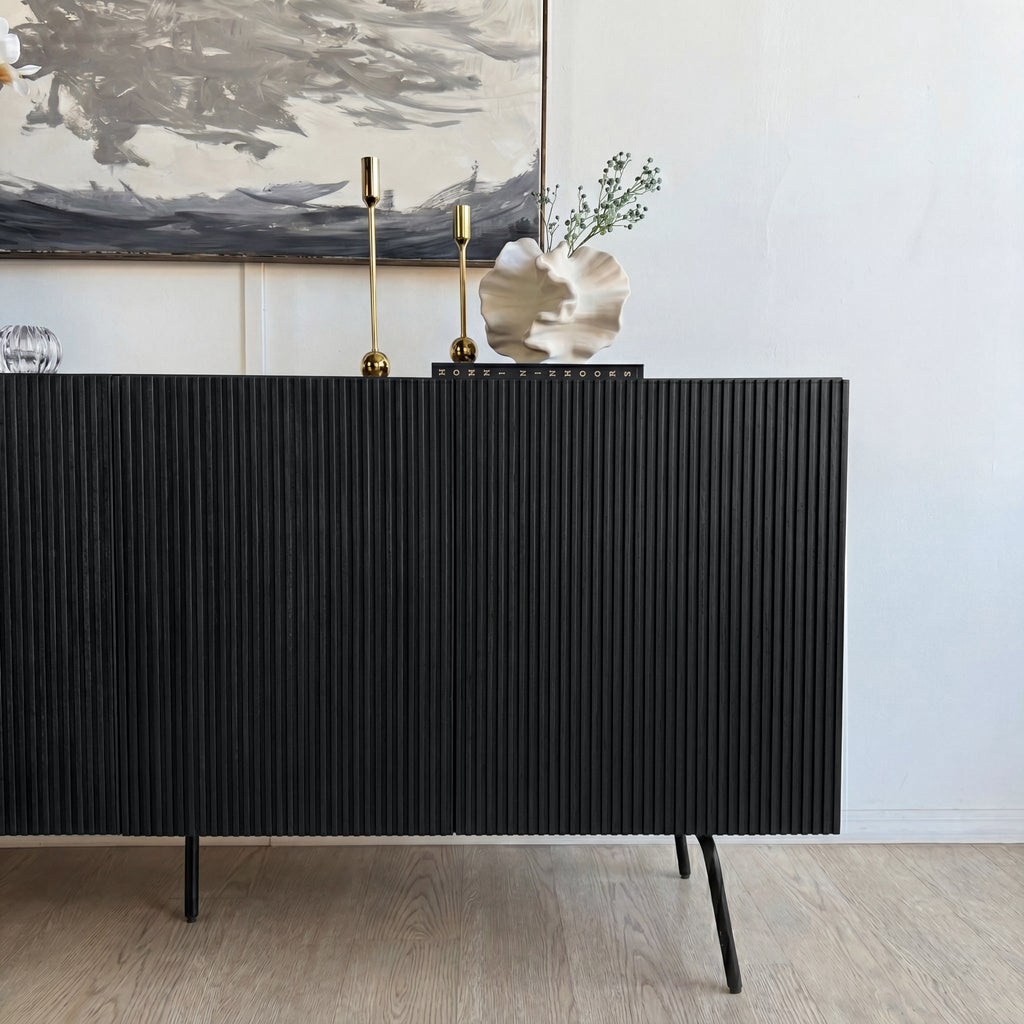 VEIL Sideboard  4 Doors