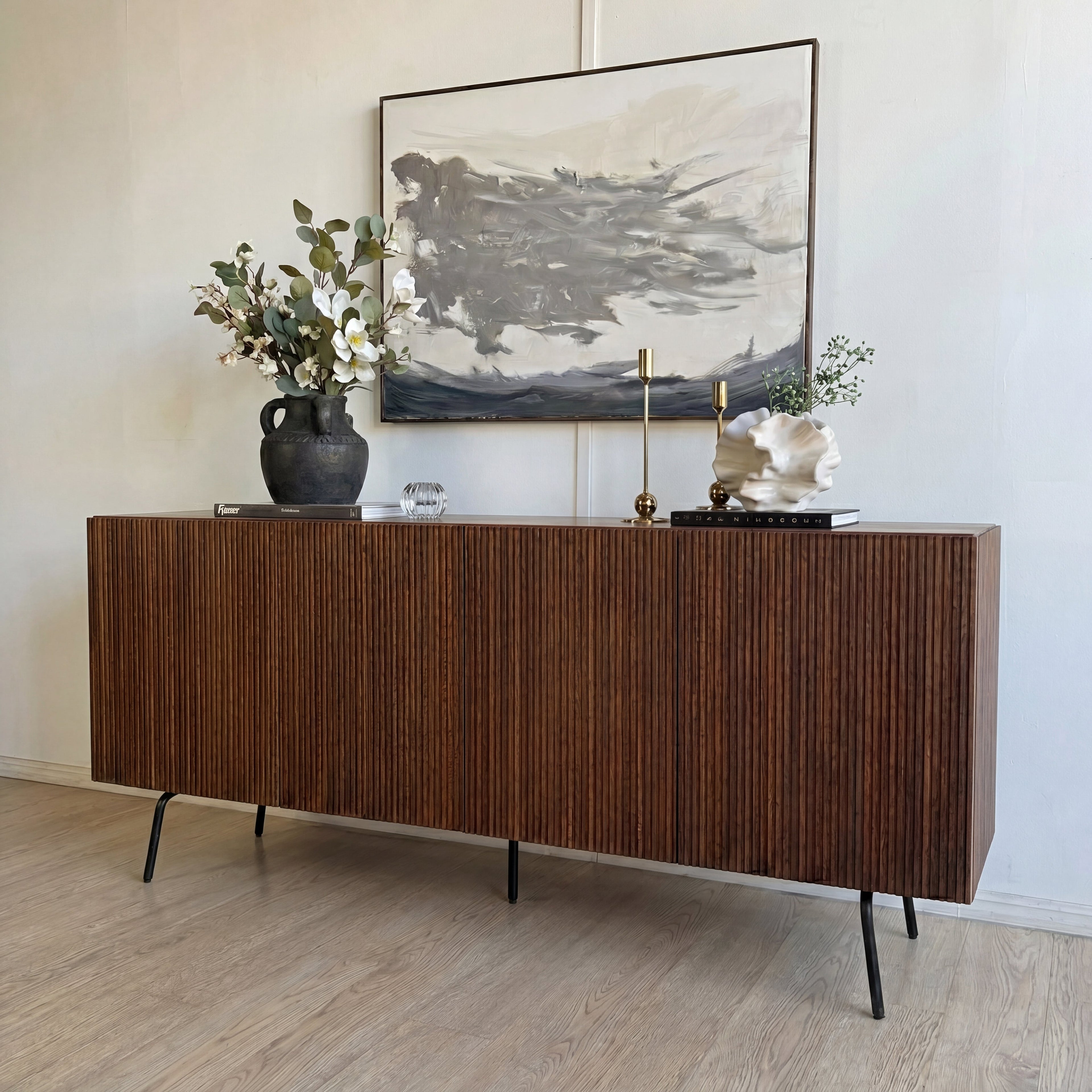 VEIL Sideboard  4 Doors